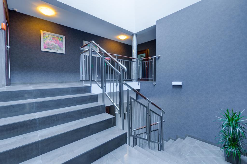 Hotel Figa Plewiska Luaran gambar