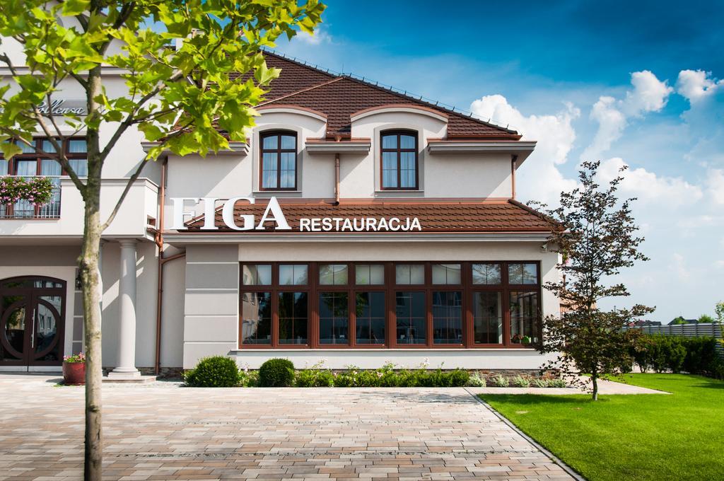 Hotel Figa Plewiska Luaran gambar
